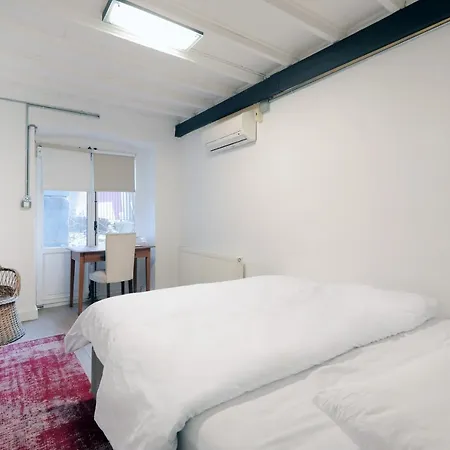 Cozy Duplex 4br - 2ba For 7 People