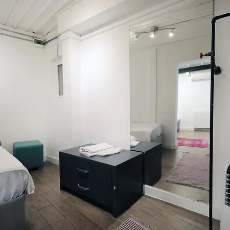 Cozy Duplex 4br - 2ba For 7 People *
